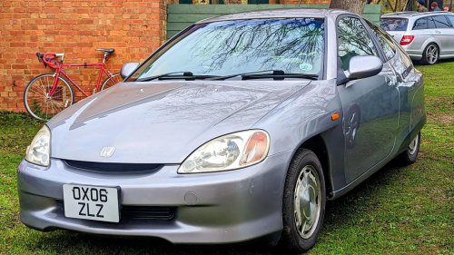 20 Cars That Were Only Cool In The 2000s