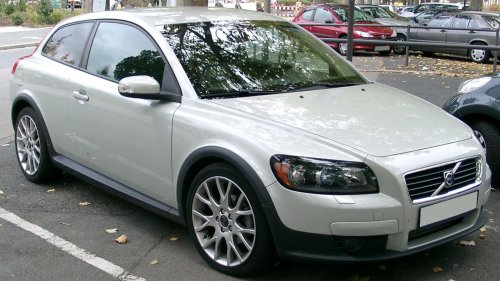 20 Cars That Were Only Cool In The 2000s