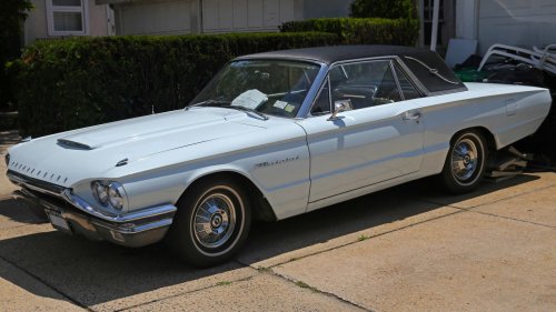 12 Car colors that defined the 1960s and 1970s