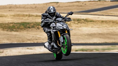 The everyday Kawasaki with weekend superbike energy