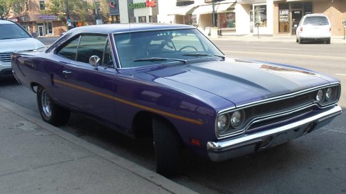12 Car colors that defined the 1960s and 1970s