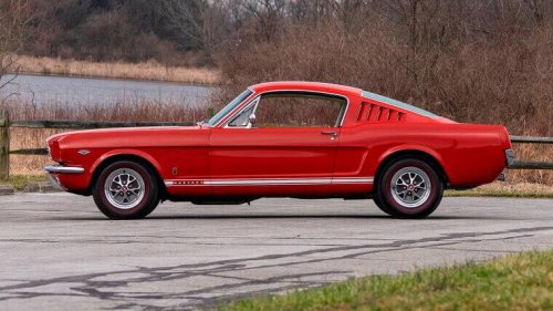 American Muscle Cars With Timeless Designs