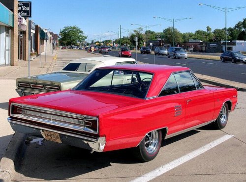 American Muscle Cars With Timeless Designs