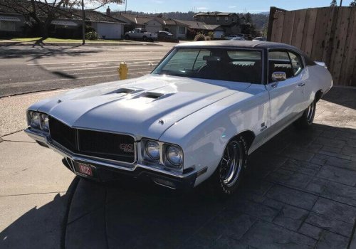 American Muscle Cars With Timeless Designs