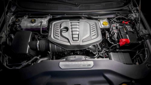 The inline-six comeback nobody expected that’s beating V8s