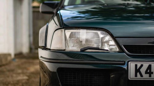 Lotus Carlton: The Legendary Getaway Car That Redefined Sleepers
