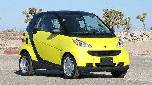 20 Cars No One Liked But Still Sold Well