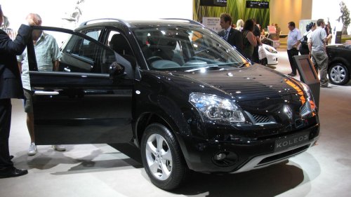 20 Cars No One Liked But Still Sold Well