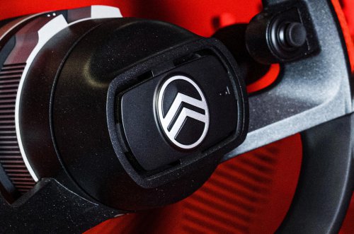 Los significados detrás de los emblemas de tus coches favoritos