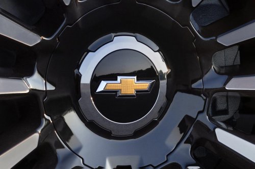 Los significados detrás de los emblemas de tus coches favoritos