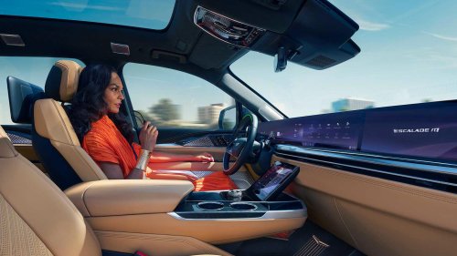 GM patents eye-tracking technology for automatic lane changes in future cars