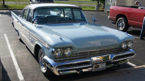 DeSoto’s 1959 Fireflite leaned hard into style just before time ran out