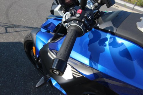 軽さは正義！ 誰もが気軽に乗れるオールラウンドバイク BMW R1300R(ASA仕様)は街中からワインディングまでどこでも楽しい