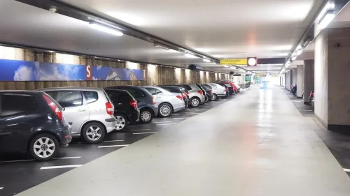 La Ley de Propiedad Horizontal lo confirma: estas son las prohibiciones para aparcar en tu garaje