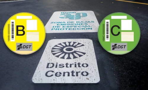 Conduje desde Madrid hasta Sevilla y en el camino muchos coches tenían esta curiosa pegatina que nunca había visto: ¿qué significa?