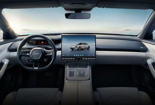 Xiaomi, De éxito fulminante a frenazo total: el coche chino de Xiaomi que pasó de vender 24.000 unidades a sólo 218