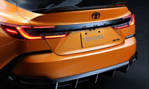 トヨタ新型「カムリGT-Sコンセプト」登場…合理を超えた感性の“スポーツセダン”