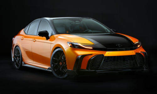 トヨタ新型「カムリGT-Sコンセプト」登場…合理を超えた感性の“スポーツセダン”