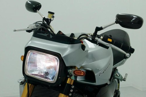 ヨシムラ「ライトニング」解説｜コンプリートマシン唯一の“タンデム”を意識した、幻のネイキッドスポーツ