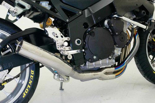 ヨシムラ「ライトニング」解説｜コンプリートマシン唯一の“タンデム”を意識した、幻のネイキッドスポーツ