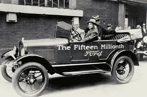 Edsel: the story behind the disaster