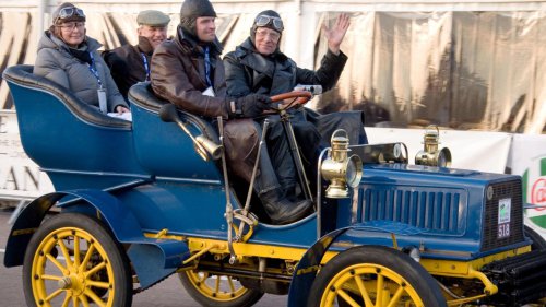 20 Luxury Car Brands That No Longer Exist