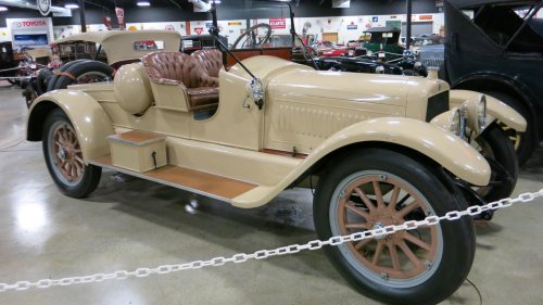 20 Luxury Car Brands That No Longer Exist