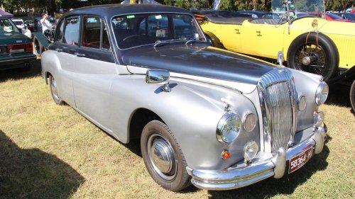 20 Luxury Car Brands That No Longer Exist