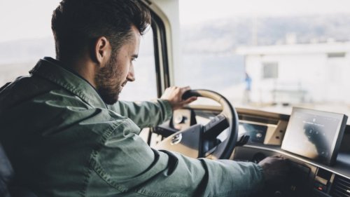 Llevo conduciendo 15 años y sigue siendo lo mismo, por mucho que hayan cambiado los coches