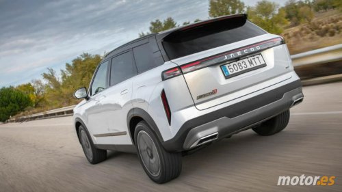 Llevo más de 25 años conduciendo y estas son las mayores mentiras que nos contaron sobre la conducción ‘eficiente’