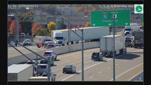 1 killed in multi-vehicle crash involving Amazon semi on I-75 NB