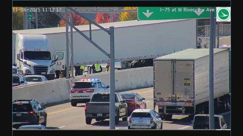 1 killed in multi-vehicle crash involving Amazon semi on I-75 NB
