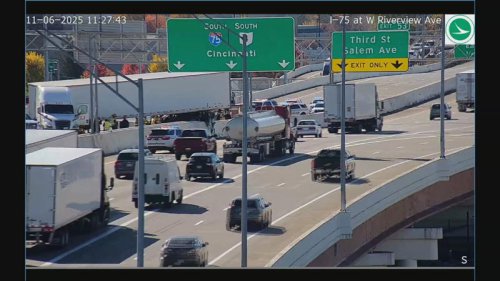 1 killed in multi-vehicle crash involving Amazon semi on I-75 NB