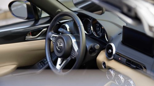 Toyota, Mazda, Mazda MX-5 Miata, 2026 Toyota GR86 vs Mazda MX-5 Miata: Which sports car delivers more value?