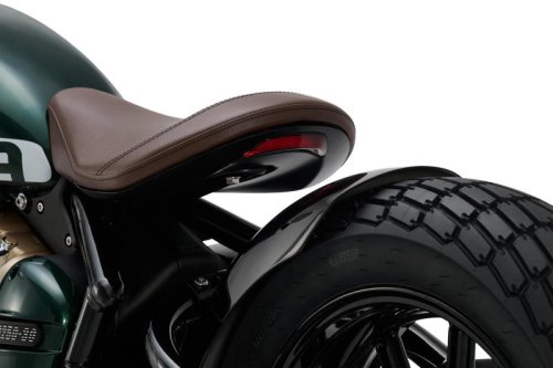 空冷風Vツイン＆極太タイヤでトラコン搭載⁉ 個性あふれるベンダ「ナポレオンボブ250」が日本で発売