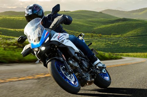 スズキが新型バイク「SV-7GX」を発表 排気量645ccのアドベンチャーモデル