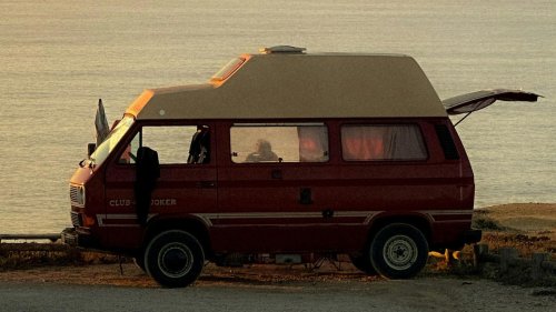 10 Reasons People Live On The Road & 10 Different Ways To Do It