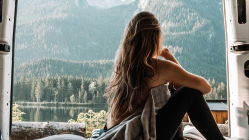 10 Reasons People Live On The Road &amp; 10 Different Ways To Do It