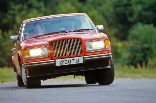 Los coches de los años 80 que idolatrábamos