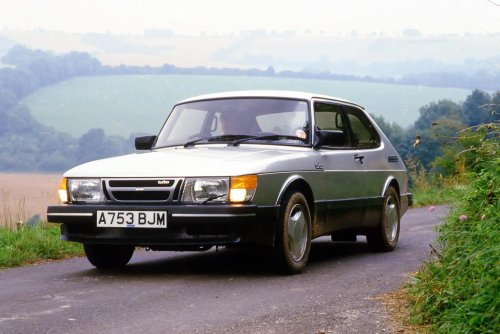 Los coches de los años 80 que idolatrábamos
