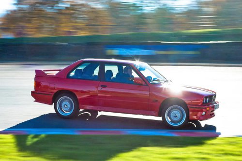 Los coches de los años 80 que idolatrábamos