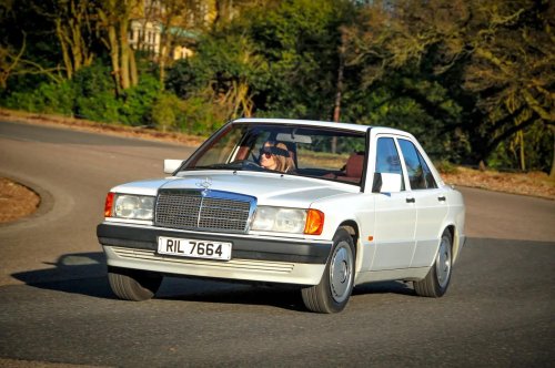 Los coches de los años 80 que idolatrábamos