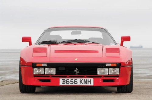 Los coches de los años 80 que idolatrábamos