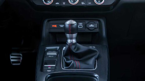 A used Honda Civic Si sedan can help you beat depreciation