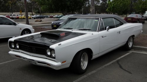 Muscle Cars, 12 muscle cars from the 1960s and early 1970s that made ordinary roads feel exciting