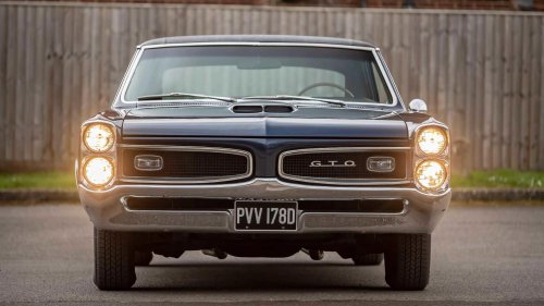 10 Iconic Cars From Defunct Brands: A Tribute to Automotive Legends