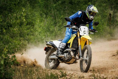新型『DR-Z4S』は400ccのバイクだけどオフロードでは「1000ccスーパースポーツ」のようなものだと思う【SUZUKI DR-Z4S／DRZ-4SM 試乗インプレ・レビュー DR-Z4S④】