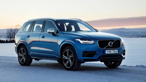 Volvo, Volvo XC90, Honda CR-V Hybrid, SUV, Honda, Honda CR-V, 2022 Volvo XC90 T8 hybrid: Luxury SUV for the price of a new Honda CR-V