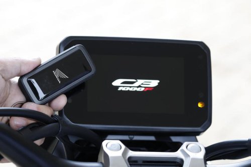 【レビュー】ホンダ「CB1000F」インプレ｜国内初試乗！ 新世代のフラッグシップCBの実力を速攻試乗で徹底検証！