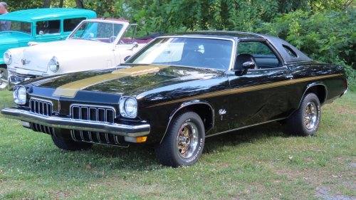 10 auction favorites that outlived their own hype